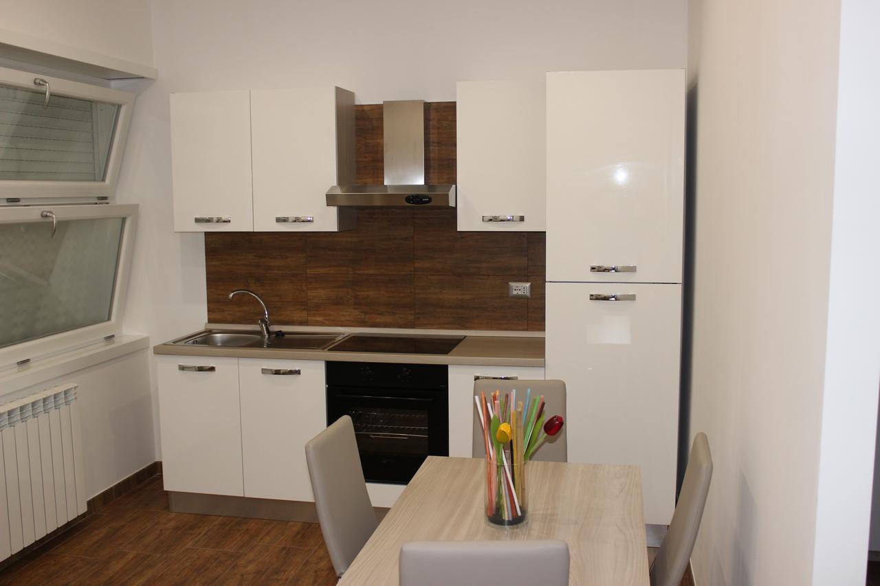 Locazione Turistica "Loft Roma Tiburtina" Apartment Luaran gambar